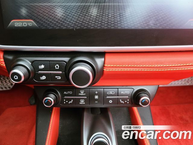 Ferrari Portofino 2019 — photo 10