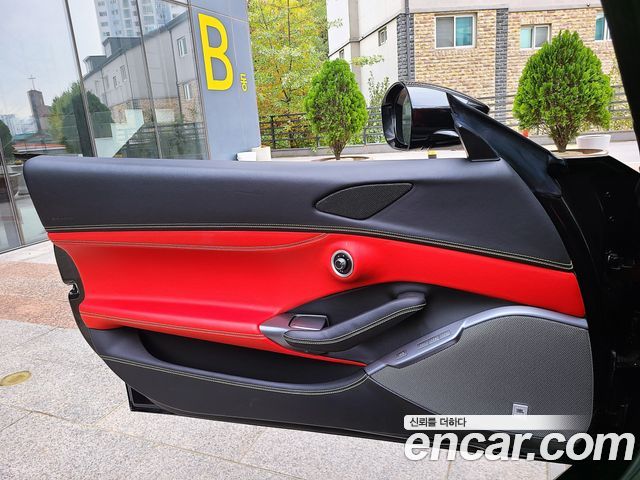 Ferrari Portofino 2019 — photo 13