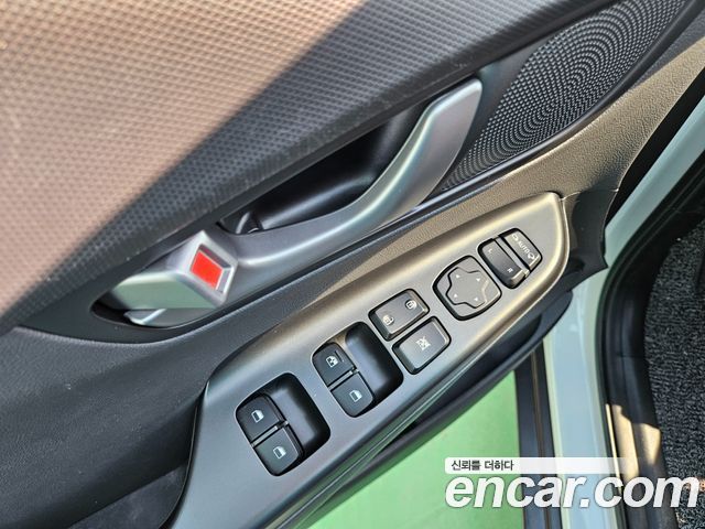 Hyundai Kona 2020 — photo 13