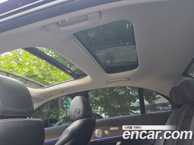 Mercedes-Benz E-Class 2019 — photo 7