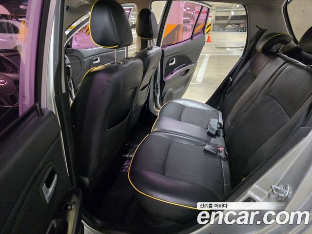 Kia morning 2011 — photo 12