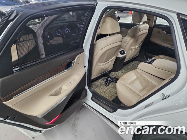 Hyundai Grandeur 2018 — photo 11