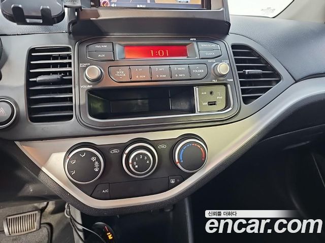 Kia morning 2012 — photo 16