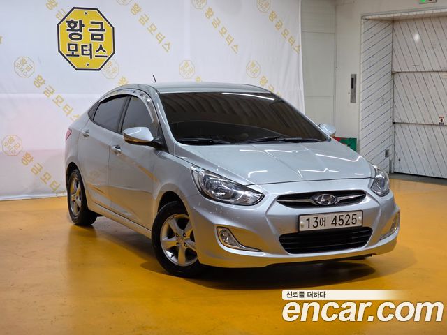 Hyundai Accent 2012 — photo 4
