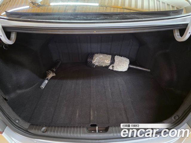 Hyundai Accent 2012 — photo 18