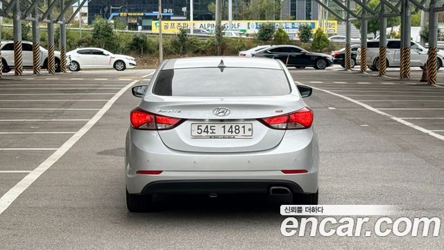Hyundai AVANTE 2014 — photo 4