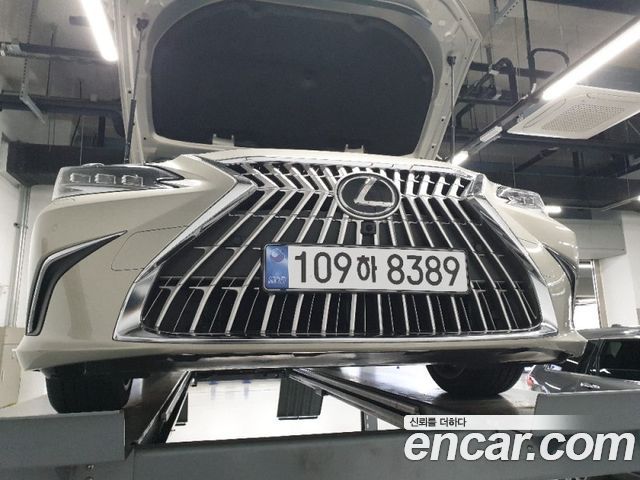 Lexus ES 2026 — photo 1