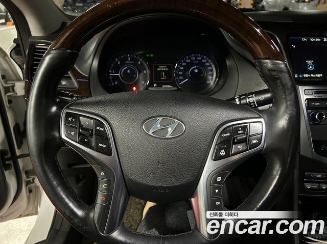Hyundai Grandeur 2015 — photo 7