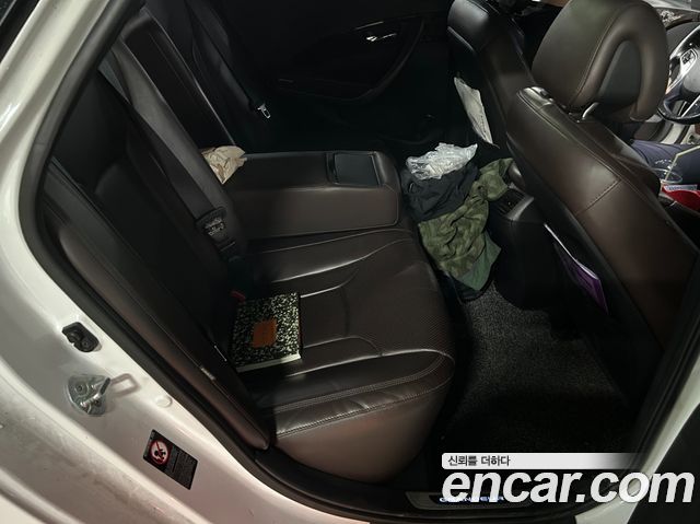 Hyundai Grandeur 2015 — photo 18
