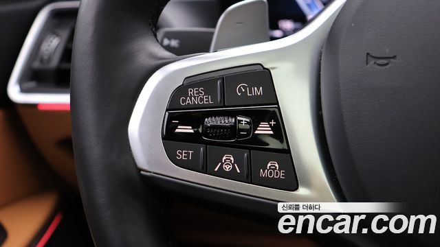 BMW 3-Series 2024 — photo 8
