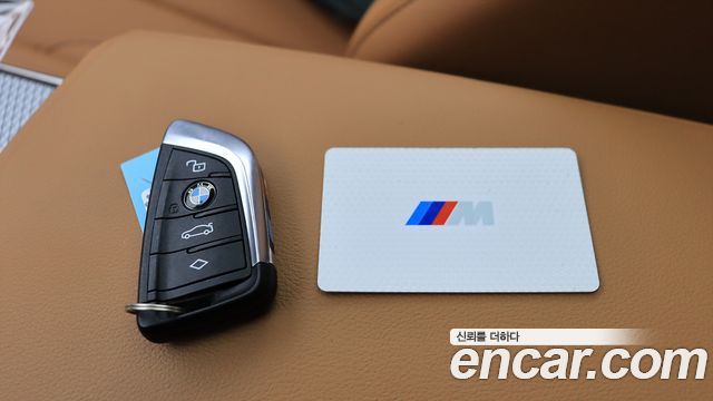 BMW 3-Series 2024 — photo 16