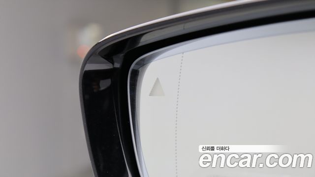 BMW 3-Series 2024 — photo 18