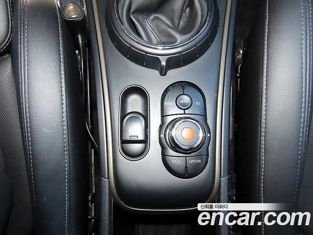 Mini Countryman 2017 — photo 12