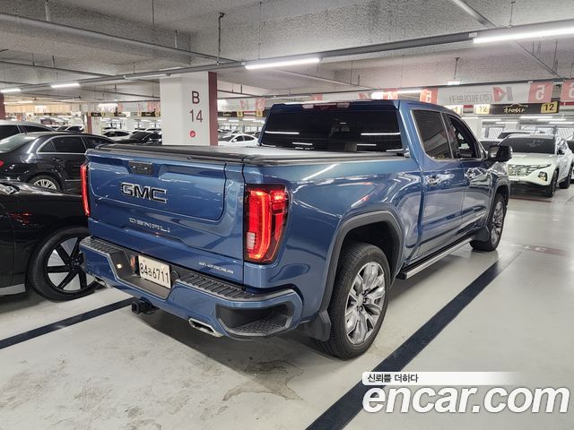 GMC Sierra 2024 — photo 12