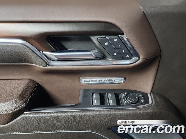 GMC Sierra 2024 — photo 13