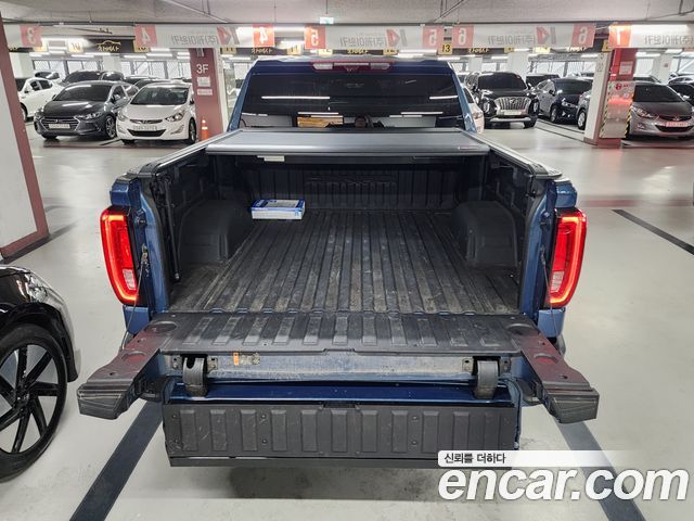 GMC Sierra 2024 — photo 19