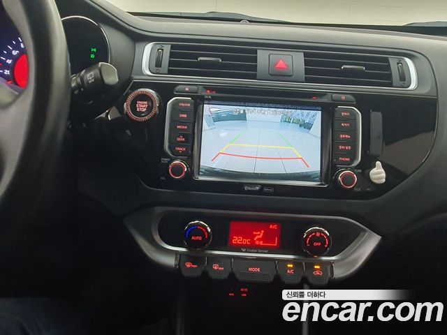 Kia pride 2016 — photo 7