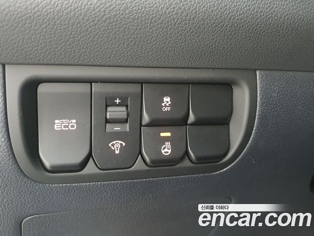 Kia pride 2016 — photo 11