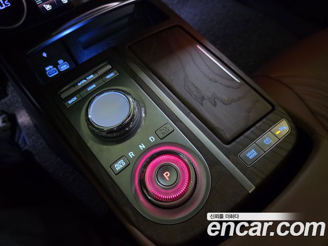 Genesis G80 2023 — photo 11