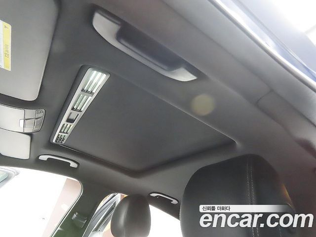 Mercedes-Benz GLC-Class 2017 — photo 14