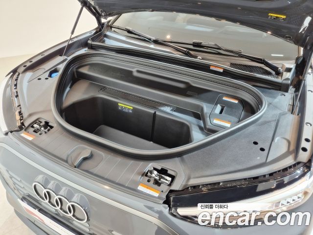 Audi Q6 e-tron 2026 — photo 6