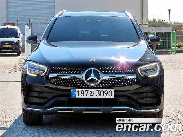 Mercedes-Benz GLC-Class 2022 — photo 1