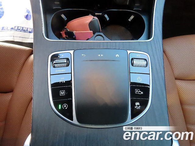 Mercedes-Benz GLC-Class 2022 — photo 11