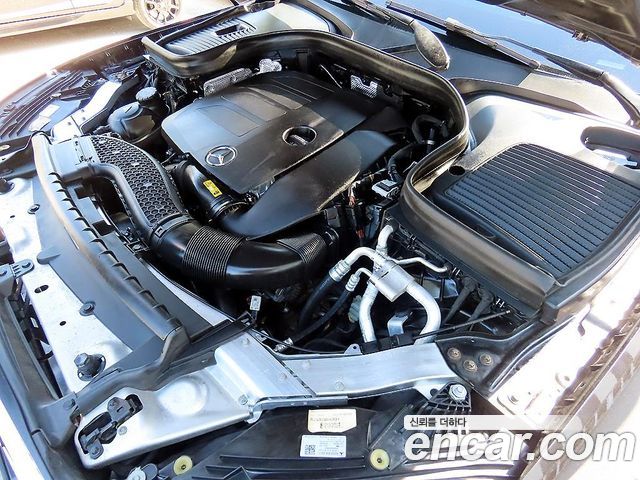 Mercedes-Benz GLC-Class 2022 — photo 19