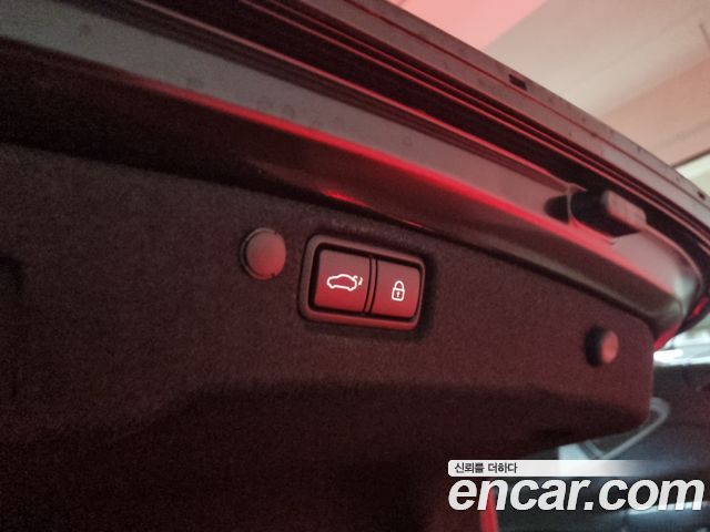 Kia K7 2020 — photo 18