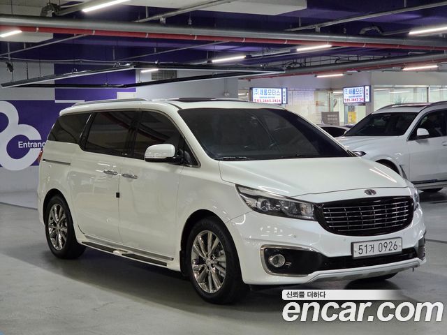 Kia Canival 2016 — photo 2