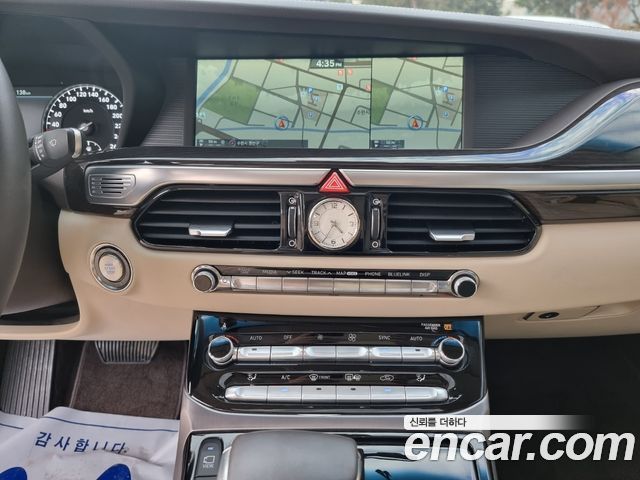 Genesis EQ900 2016 — photo 5