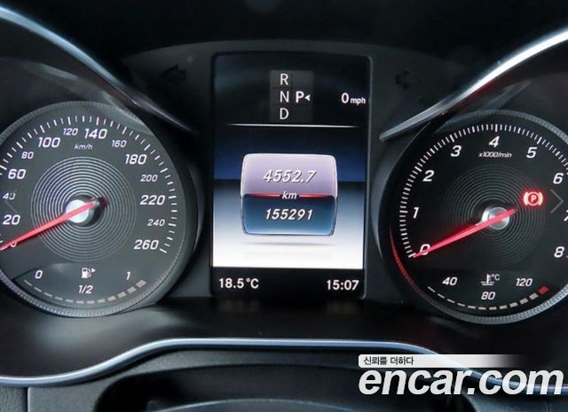 Mercedes-Benz C-Class 2016 — photo 9