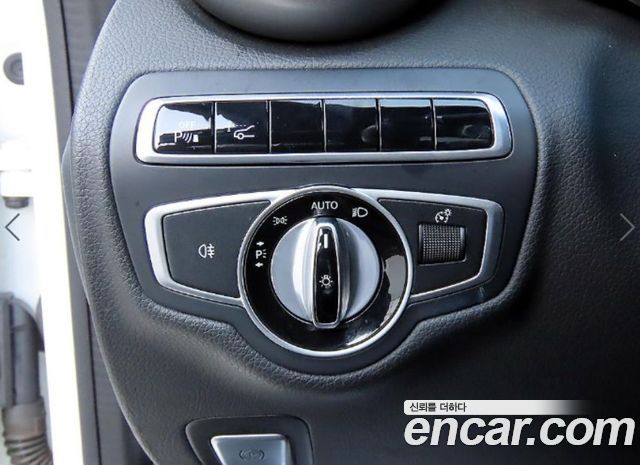 Mercedes-Benz C-Class 2016 — photo 13
