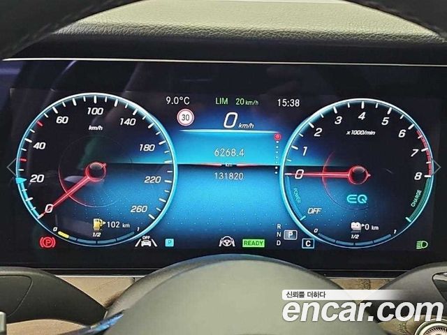 Mercedes-Benz E-Class 2021 — photo 7