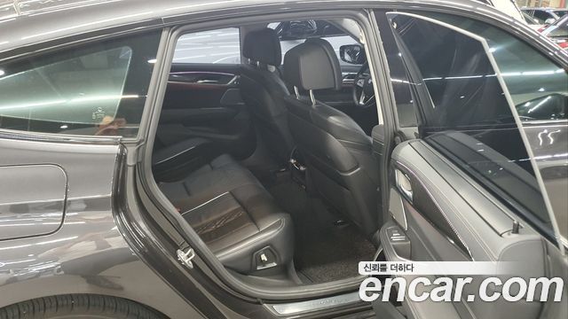 BMW Gran Turismo 2022 — photo 3