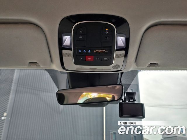 Hyundai Santafe 2023 — photo 13