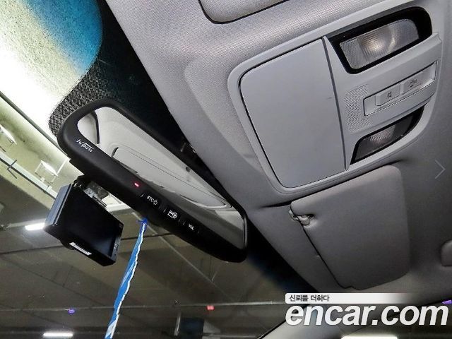 Kia K7 2017 — photo 16