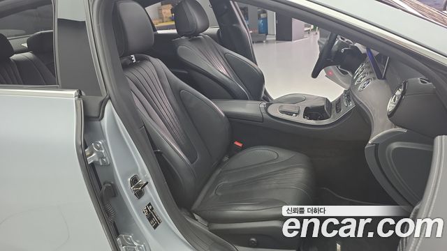 Mercedes-Benz CLS-Class 2021 — photo 14