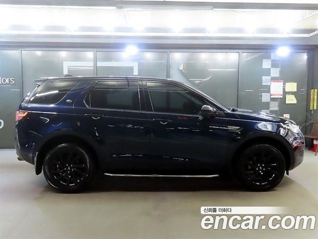 Land Rover Discovery Sport 2019 — photo 3