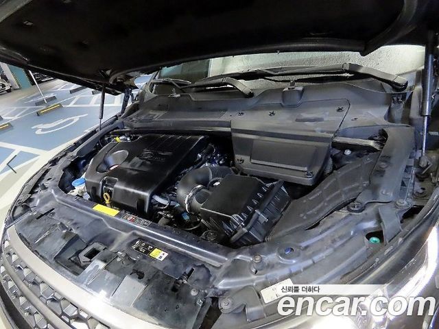 Land Rover Discovery Sport 2019 — photo 19