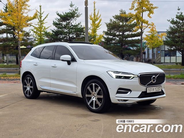 Volvo XC60 2019 — photo 1