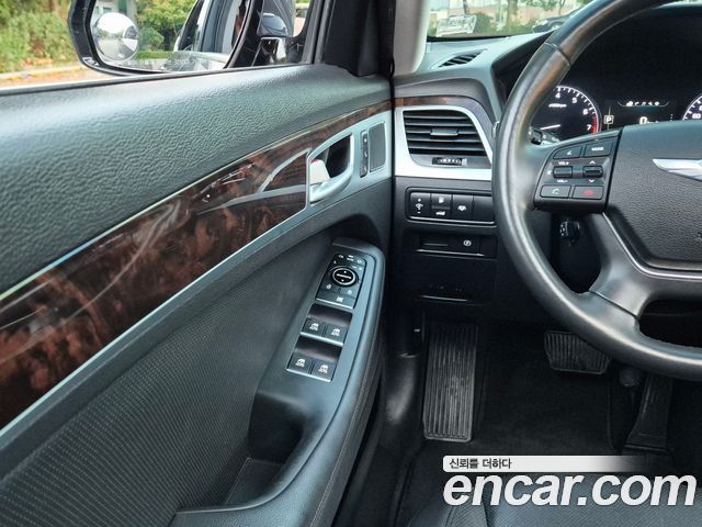 Hyundai Genesis 2016 — photo 7