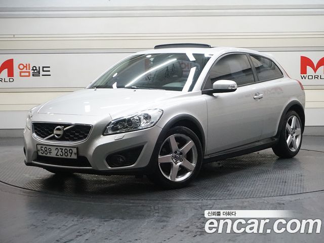 Volvo C30 2012 — photo 1