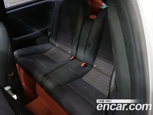 Volvo C30 2012 — photo 11