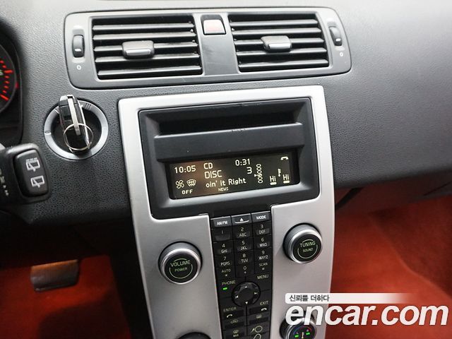Volvo C30 2012 — photo 13