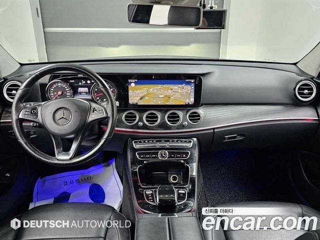 Mercedes-Benz E-Class 2018 — photo 7