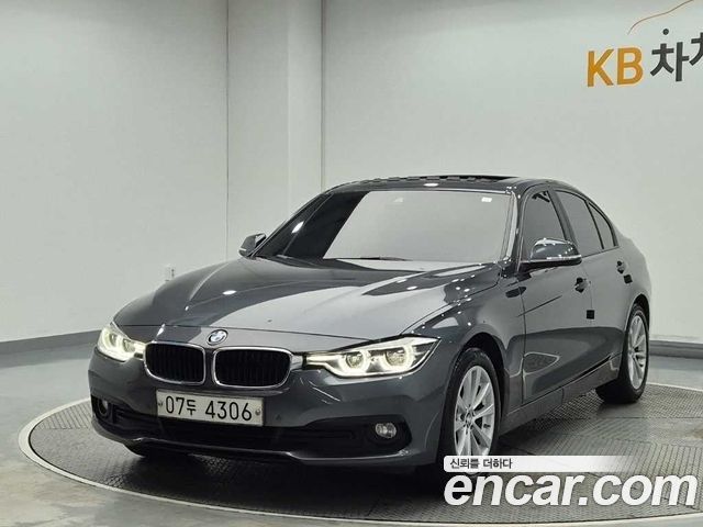 BMW 3-Series 2017 — photo 1