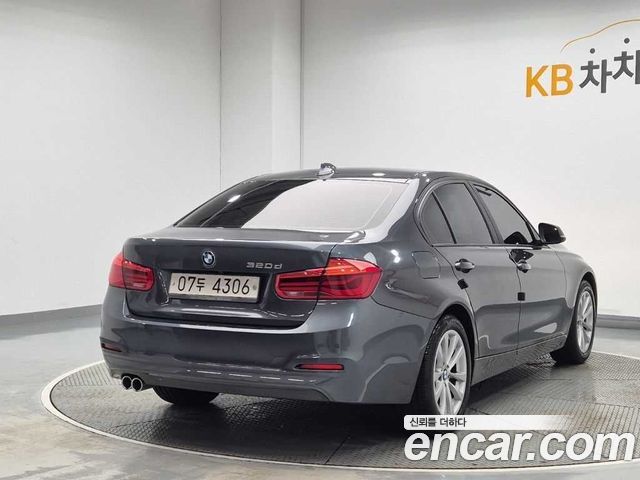 BMW 3-Series 2017 — photo 3