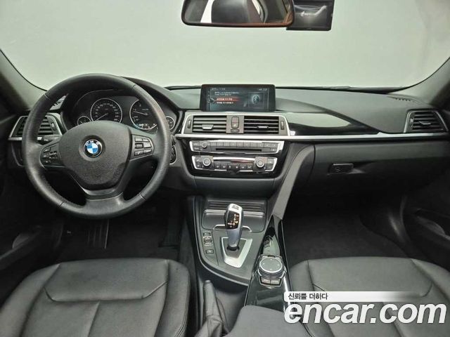 BMW 3-Series 2017 — photo 7