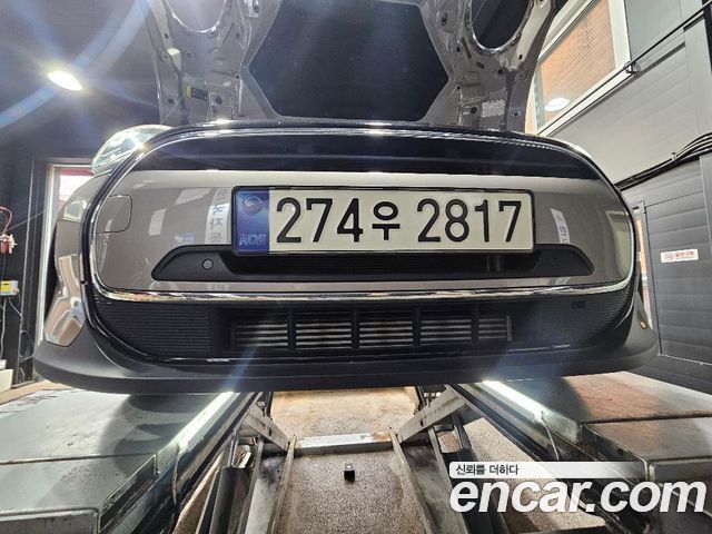 Mini Cooper 2024 — photo 1